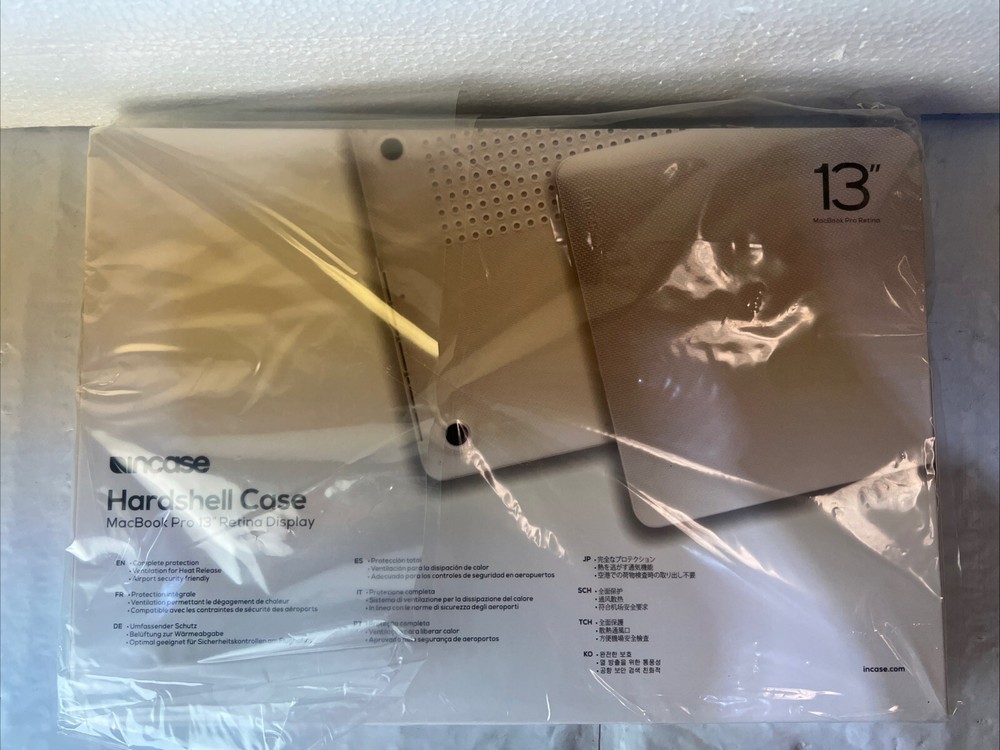 Incase Hardshell Case 13" MacBook Pro NEW