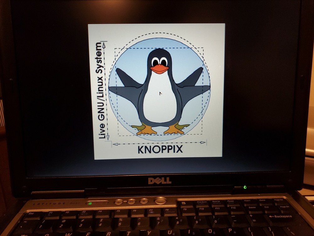 Knoppix Linux Bootable OS v8.6 "Original Live Operating System" 16G USB Stick
