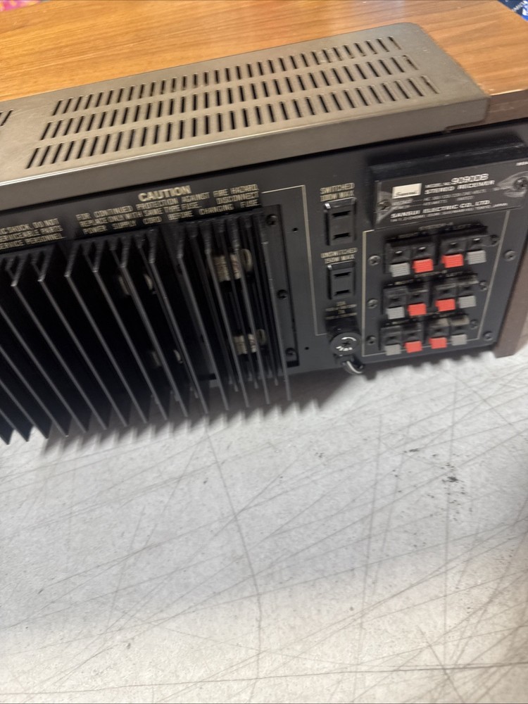 SANSUI 9090DB STEREO AM/FM RECEIVER