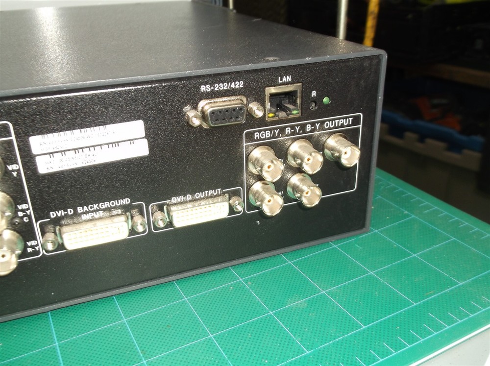 Extron MGP-462xi Multi-Graphic Processor loud fan bent connector missing button