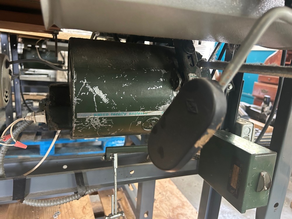 Taiko TK-2 Zig-Zag Industrial Sewing Machine
