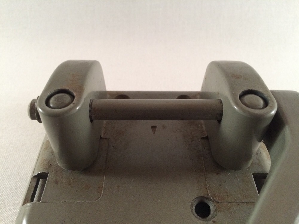 WILSON JONES MARVEL 2 HOLE PUNCH