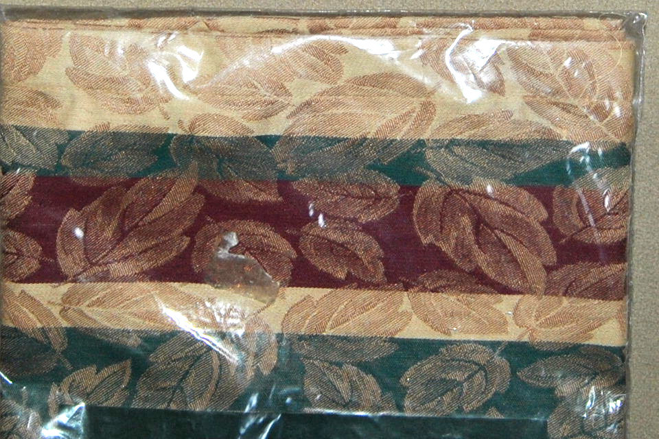 Home Statements Collection La Scala Pattern 70" Table Runner UNUSED