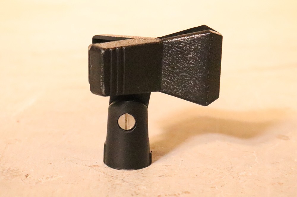 Unbranded Butterfly Style Microphone Clip #3