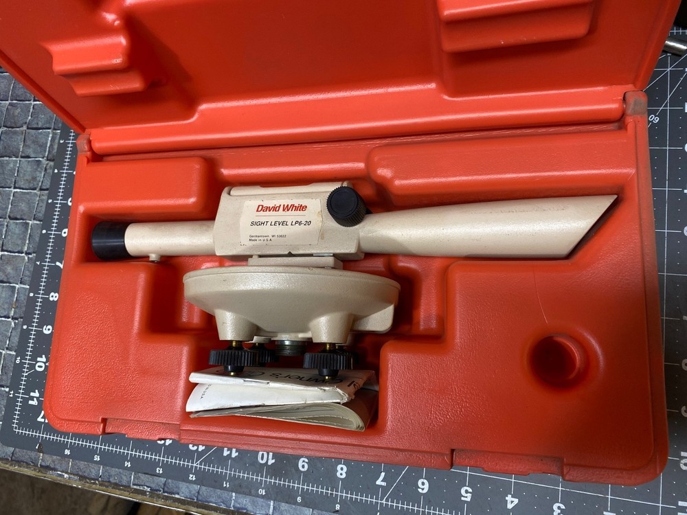 DAVID WHITE Sight Level #LP6-20 w/case + Instructions
