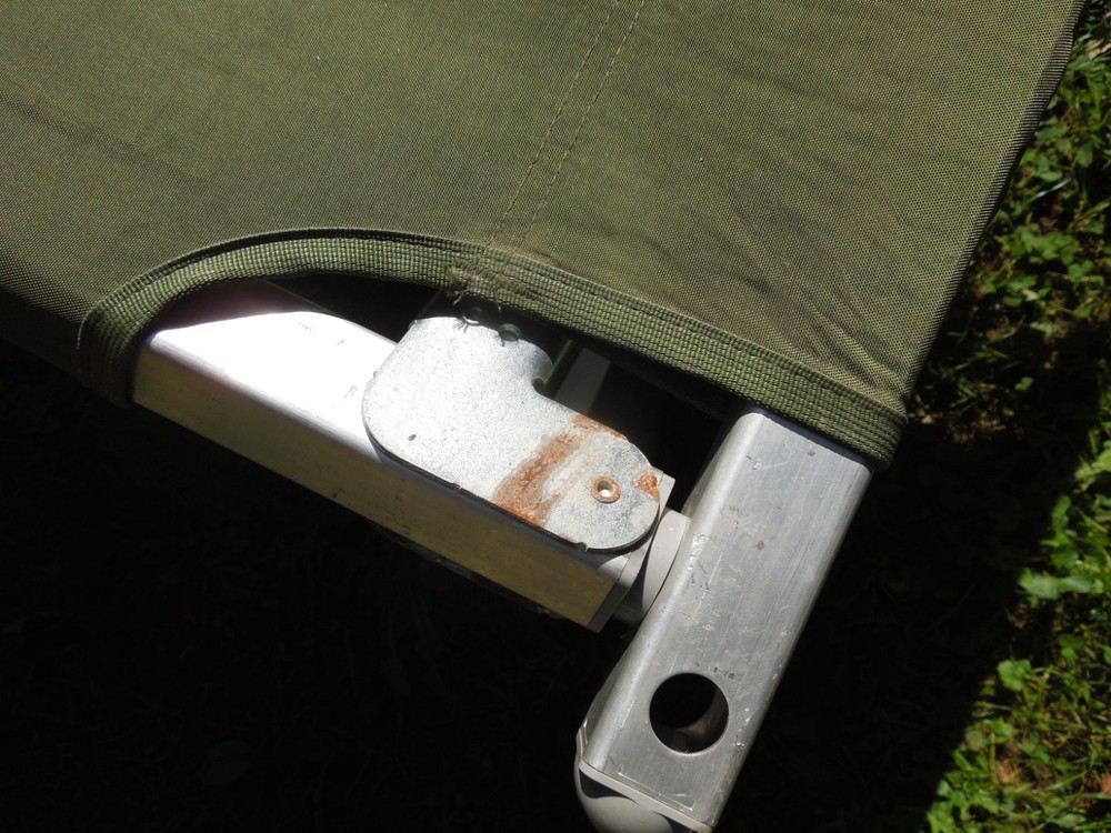US Military Issue Compact Lightweight Foldable Aluminum Sleeping Cot Nylon #2