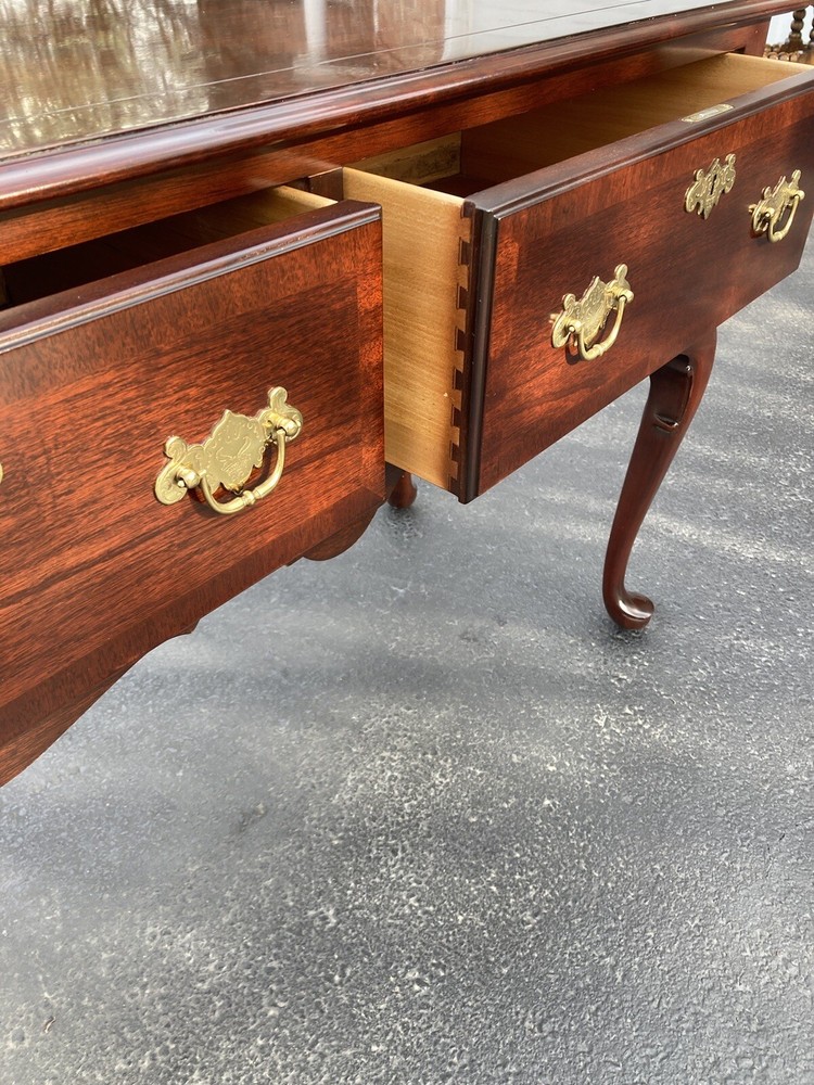 Kindel Mahogany Queen Anne Style Sideboard