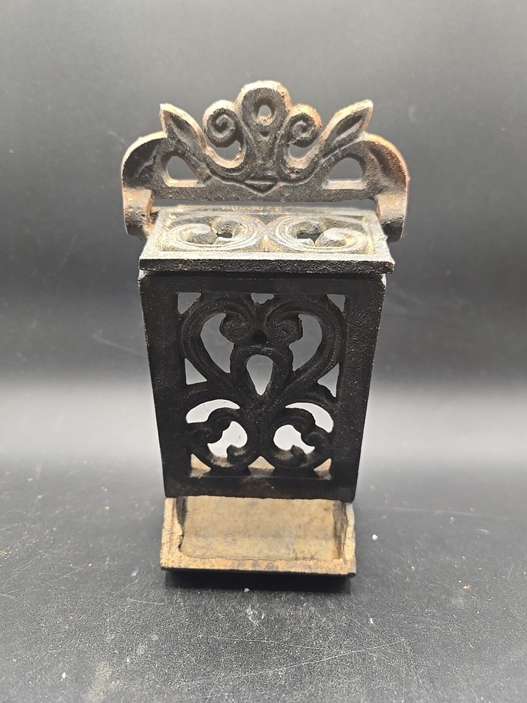 Cast Ironl Wall Mount Matchbox Holder Despenser
