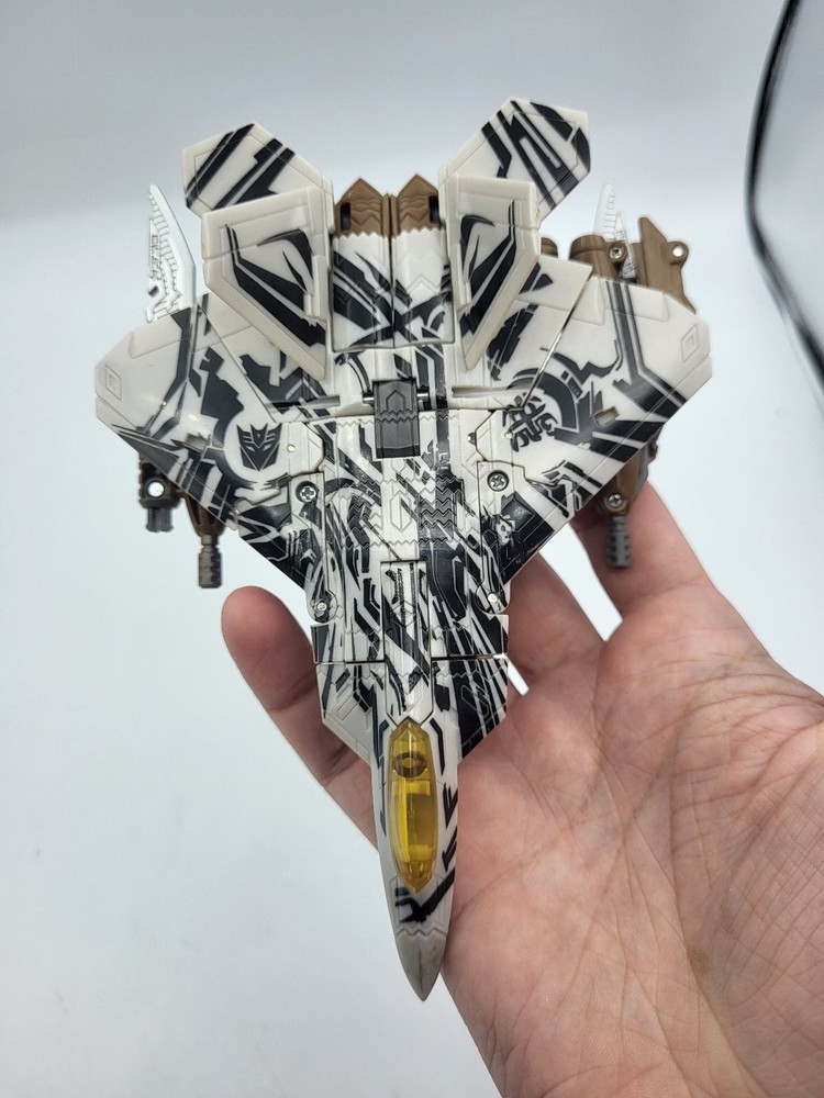Transformers Starscream SS-21 Studio Series Voyager Class Figure