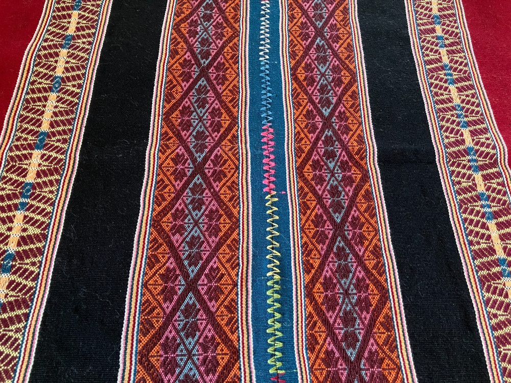 Authentic Peruvian Mesa Cloth-Hand Woven