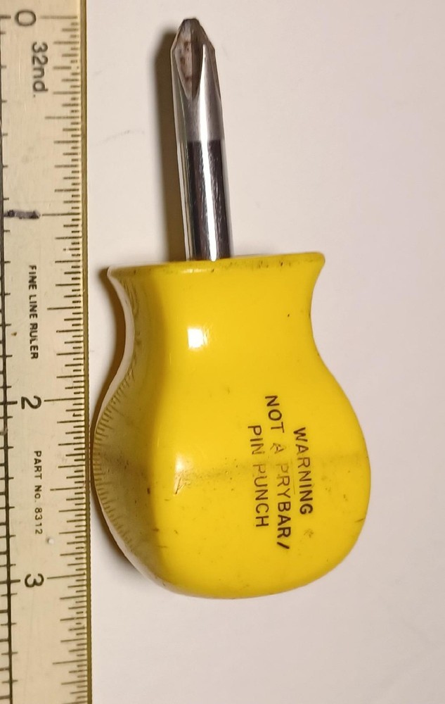 SNAP-ON STUBBY SSDP22 YELLOW HANDLE #2 PHILLIPS STUBBY SCREWDRIVER USED