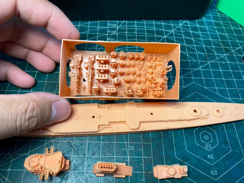 3D Printed 1/700 German Navy Leipzig-class Light Cruiser Unpainted Model Kit
