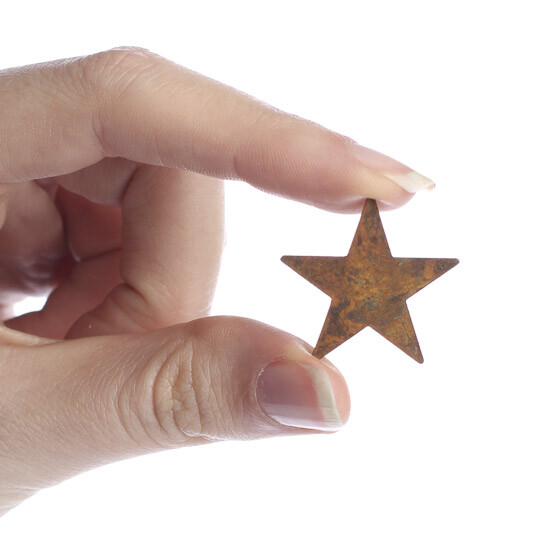 Bulk Package of 100 Primitive 1" Rusty Tin Stars