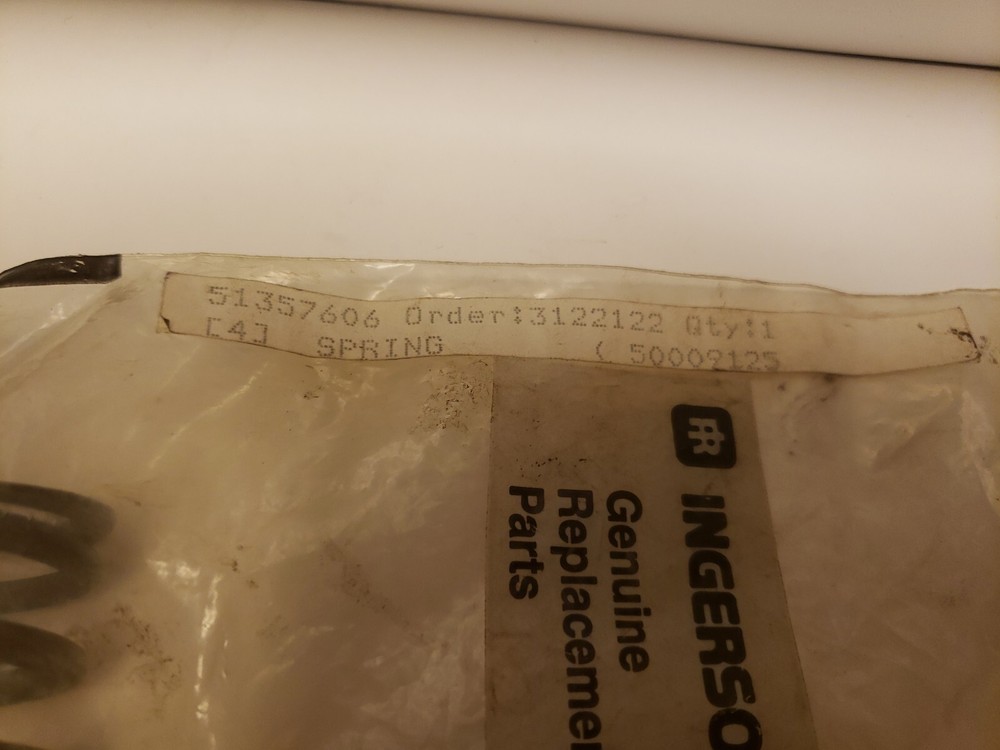 NOS Ingersoll-Rand Bolt Spring 51357606