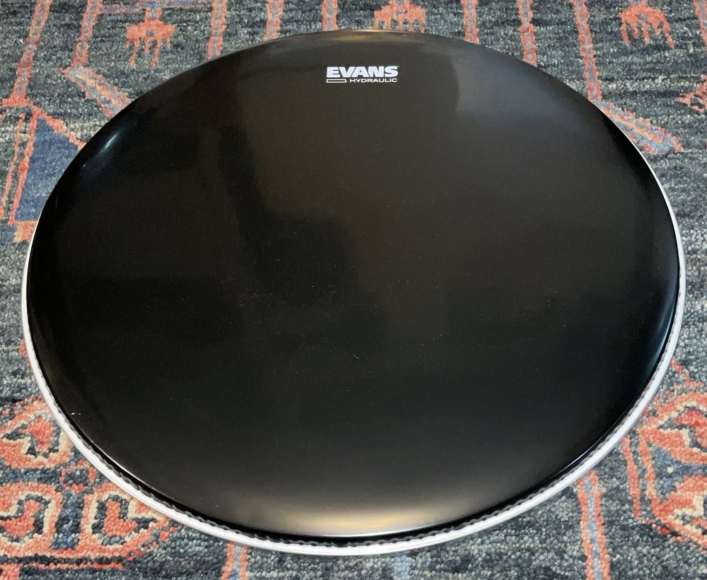 Evans Hydraulic Black Tom Drum Head, 20 Inch