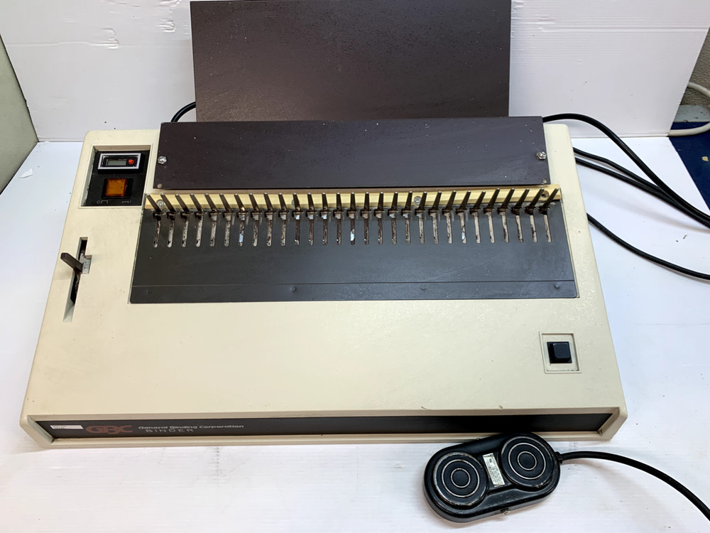 GBC Binder Model 110E-2 With Foot Pedal S8132