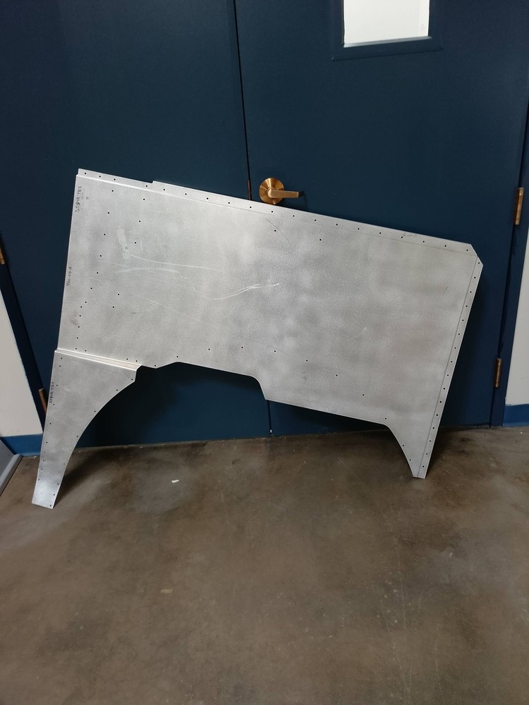 DAMAGED Peterbilt 379 Short Hood Side Panel - Right