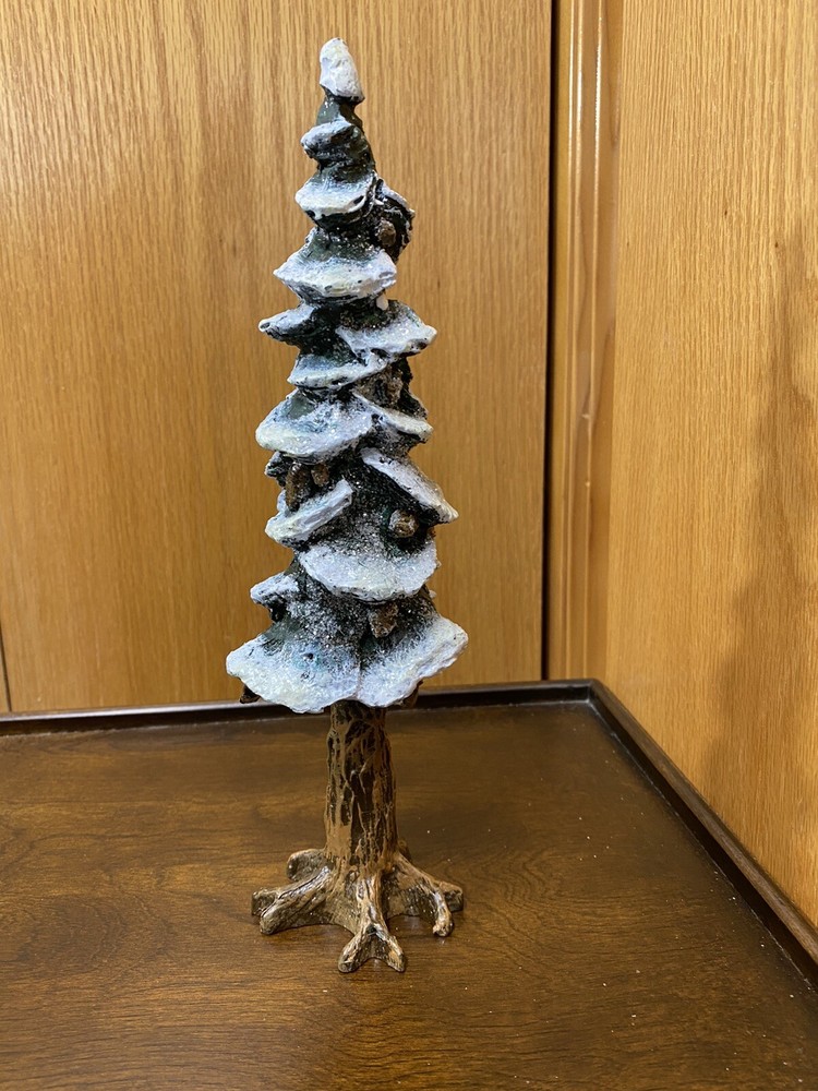 DEPT 56 VILLAGE POLE PINE TREE 10.5" #55298
