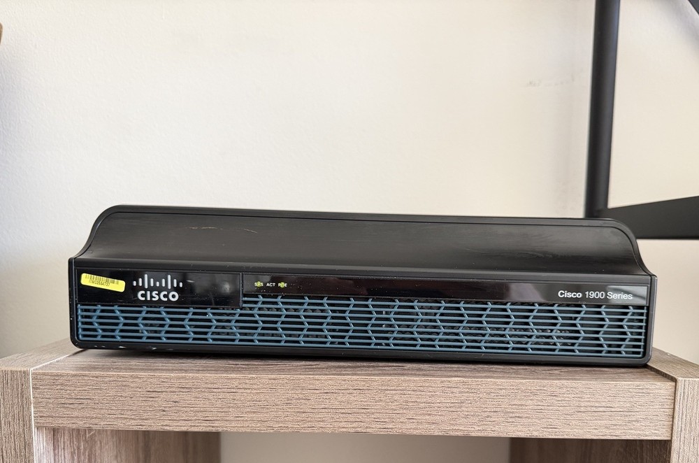 Cisco 1941-K9 Integrated Services Router
