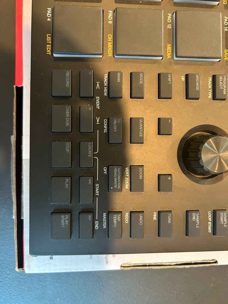 Akai Professional MPC Studio Controller + MPC Software – Great Condition, Light
