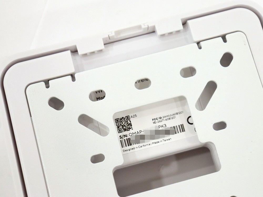 Verkada WH32-HW VLink Wireless Hub