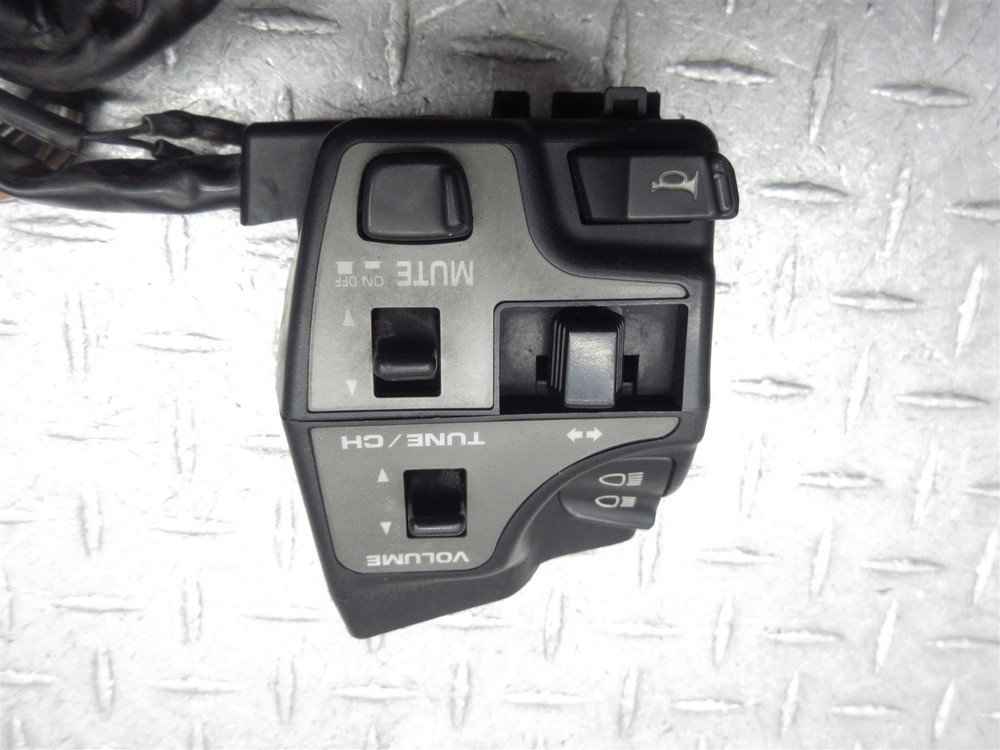 2013 12-17 Honda GL1800B Goldwing OEM Left Handlebar Control Switch SEE NOTES