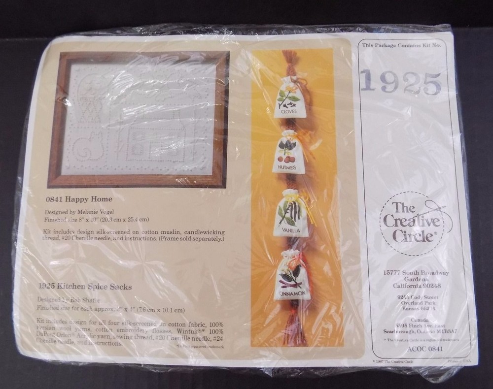 The Creative Circle "Kitchen Spice Sacks" #1925 Crewel Embroidery Kit - NEW