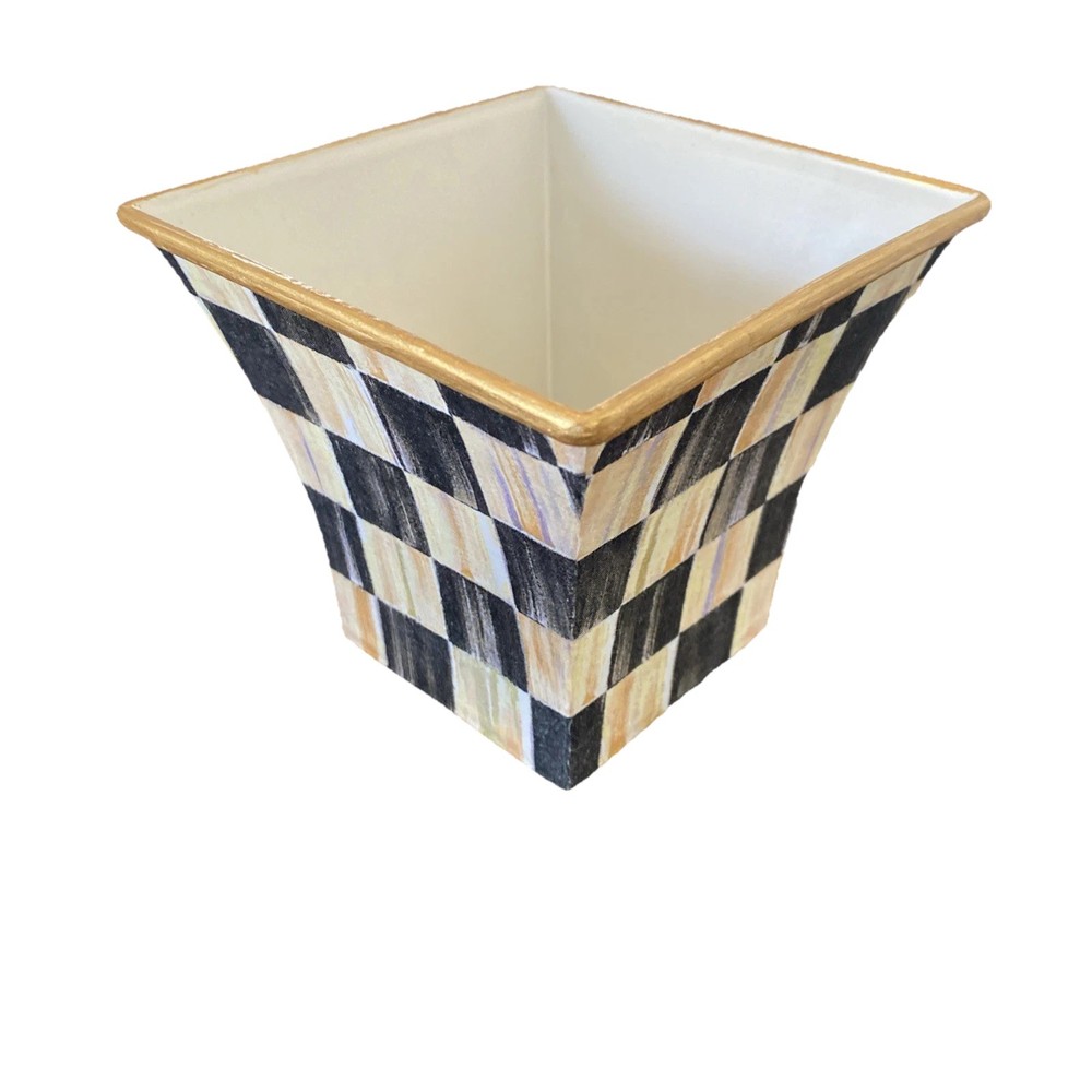MacKenzie Inspired Planter Handcrafted Courtly Check