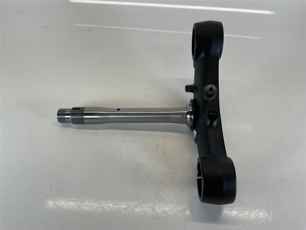 2023 TRIUMPH SPEEDMASTER Lower Yoke - T2042523
