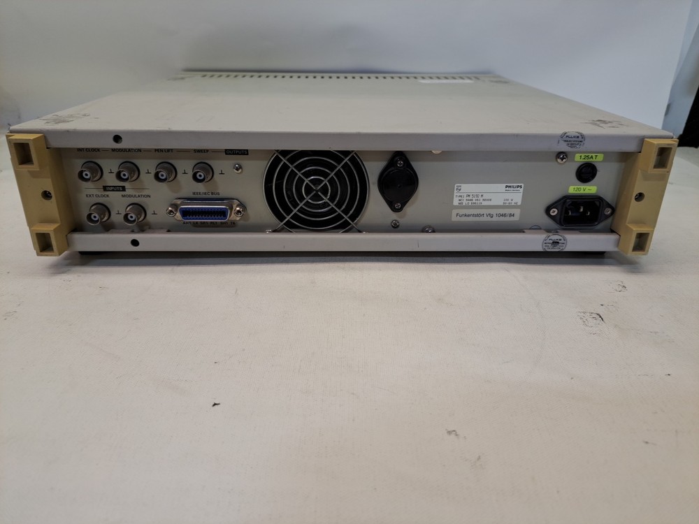 Phillips PM5192 Programmable Synthesizer /function generator USED
