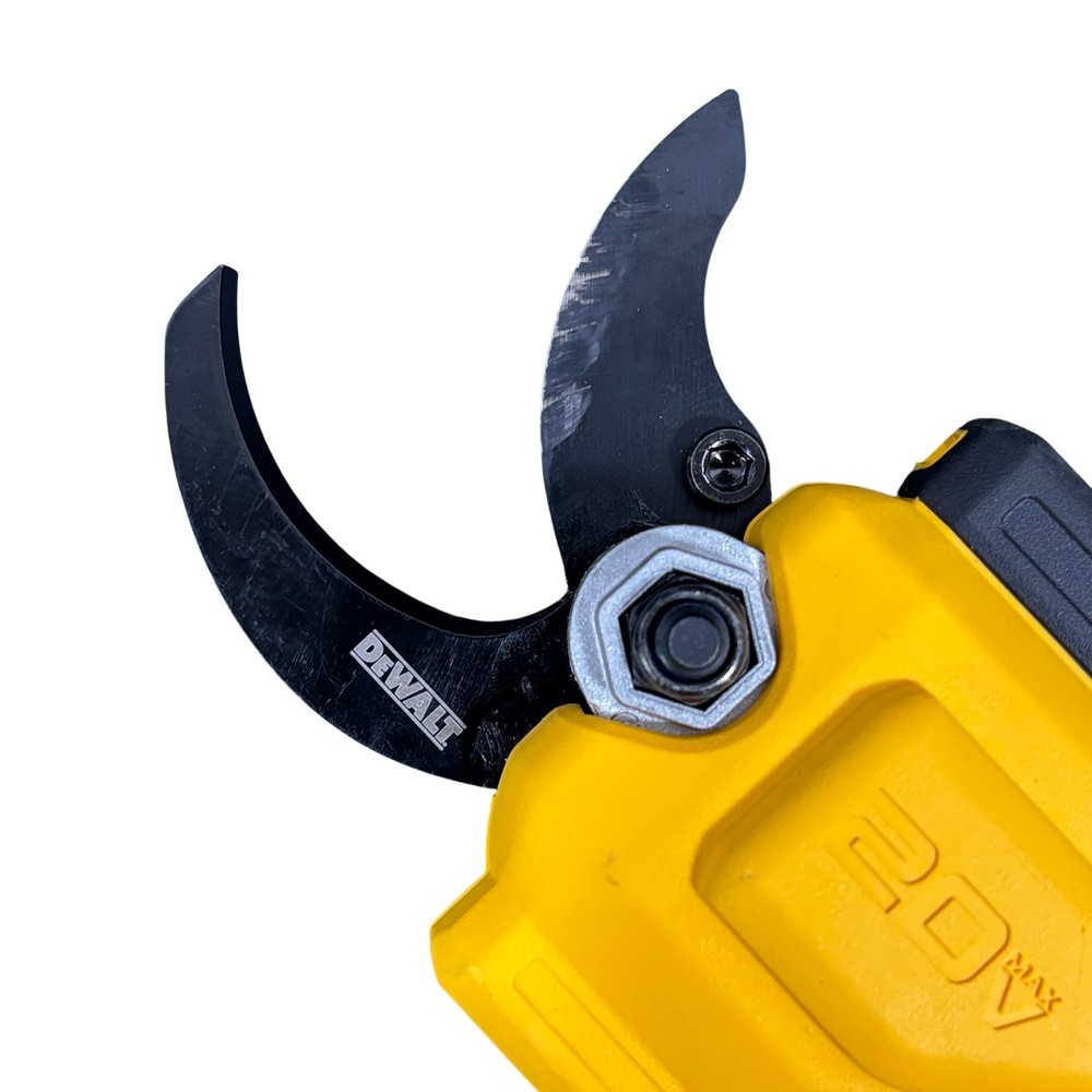 DeWalt DCPR320 20V MAX Cordless Pruner