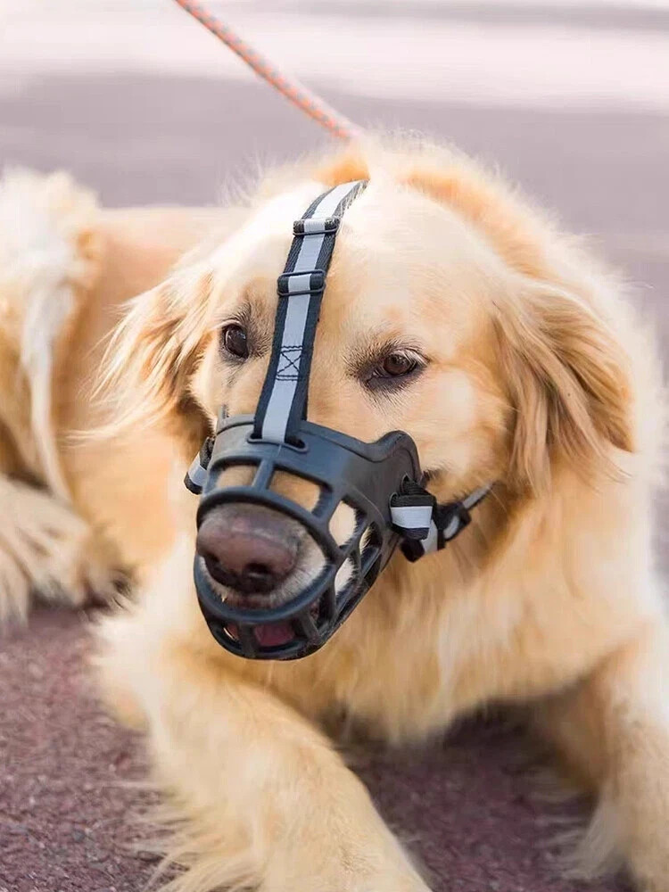 Reflect Muzzle Adjustable Dog Mouth Cover Black Size 4