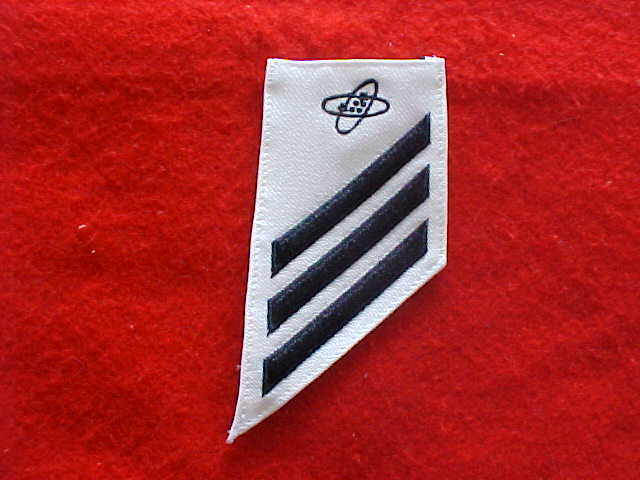 ( 1 ) US Navy - Electronics Technician rating badge E-3 and below White CNT