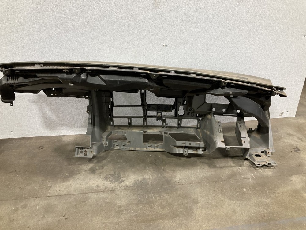 2012-2027 Kenworth T680 Dash Assembly - Used