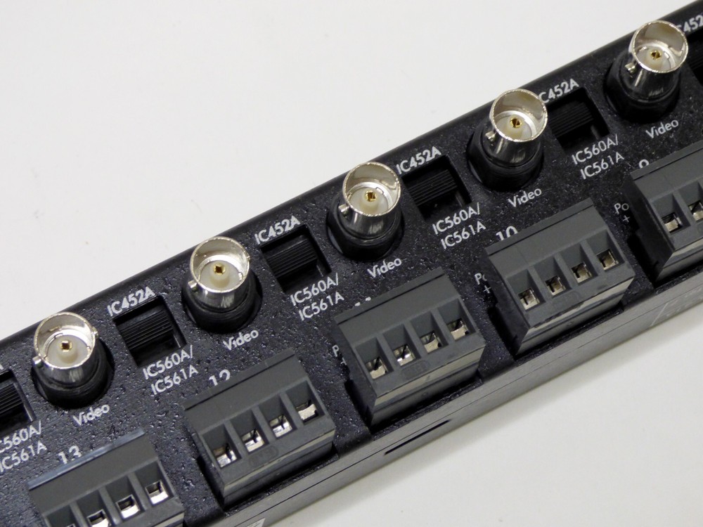 Black Box CCTV 16-Port Passive Hub (IC562A)