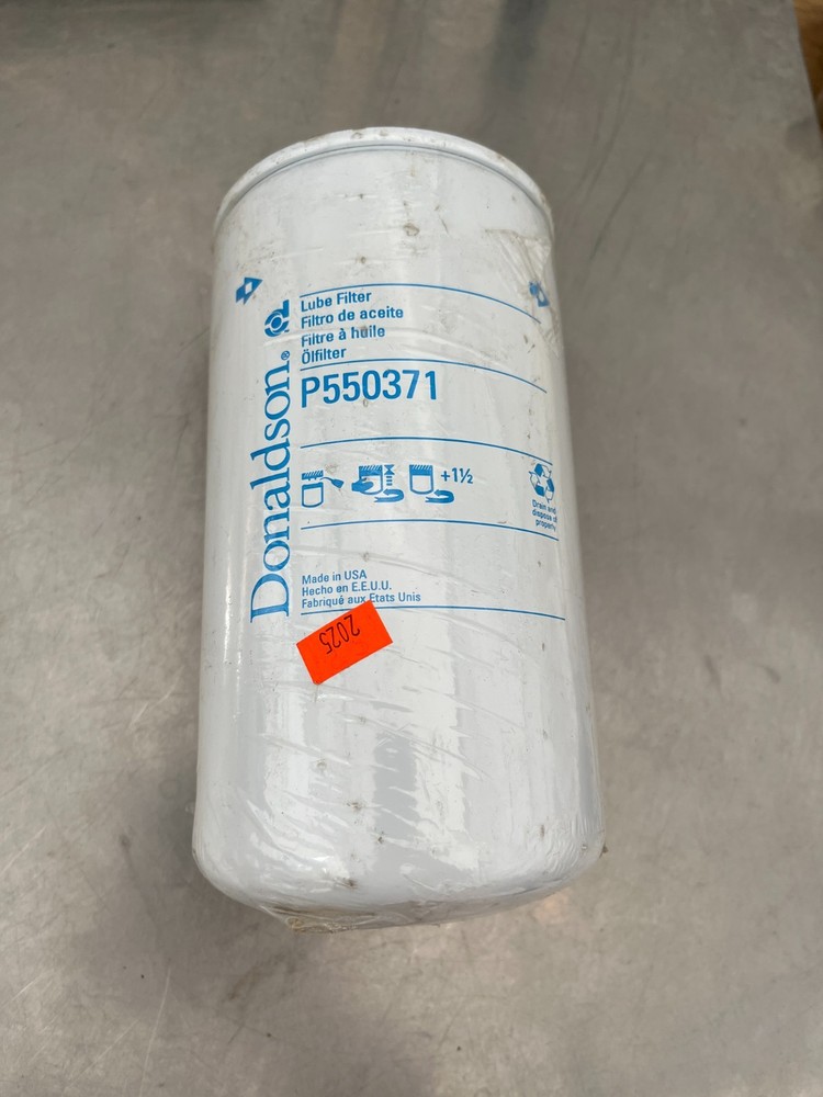 P550371 Genuine Donaldson LUBE FILTER