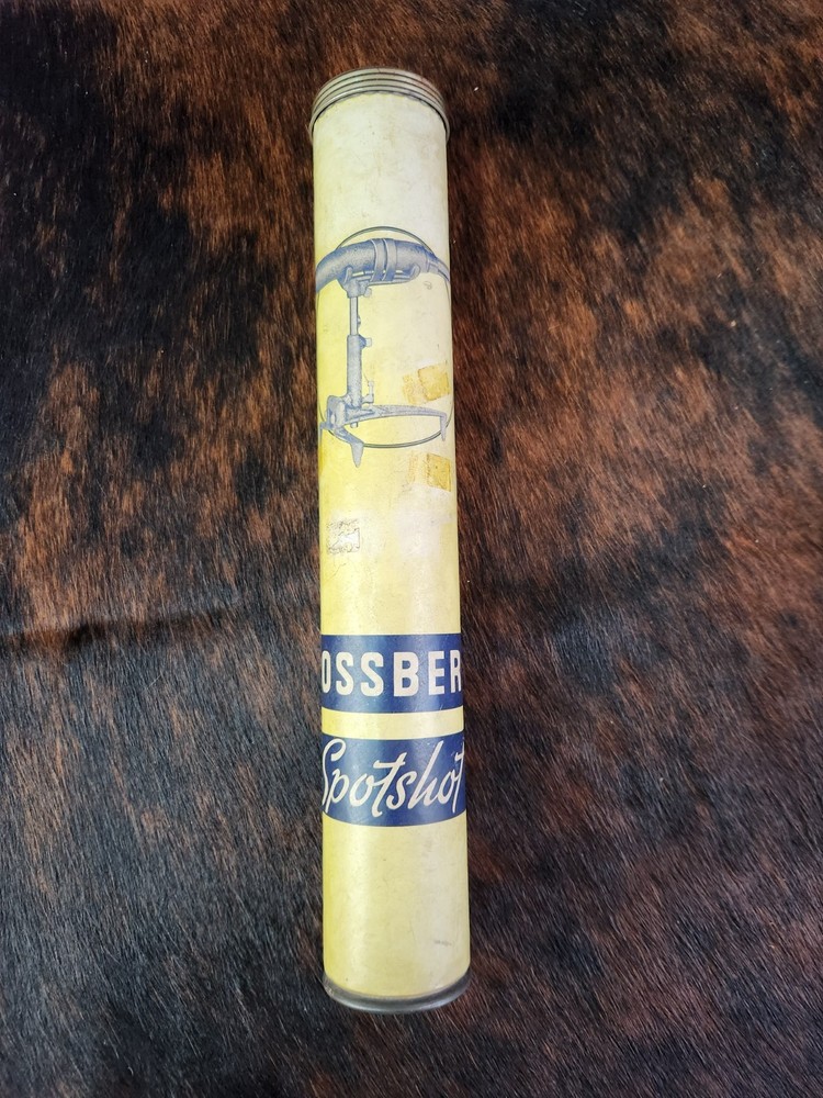 Mossberg A Spotting Scope with Folding Stand