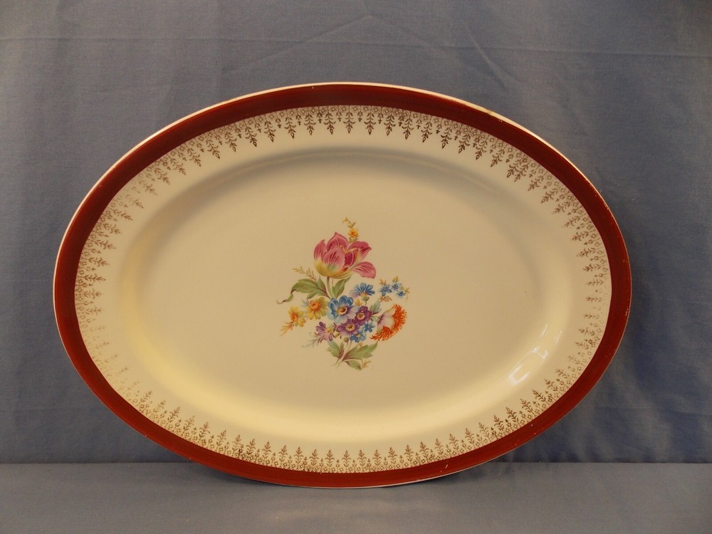 STETSON "Lady Evette" 22 KT. Gold - Oval Platter 13"