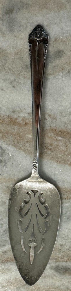 Solid Pierced Pie Server Starlight Silverplate 1950 by International Silver