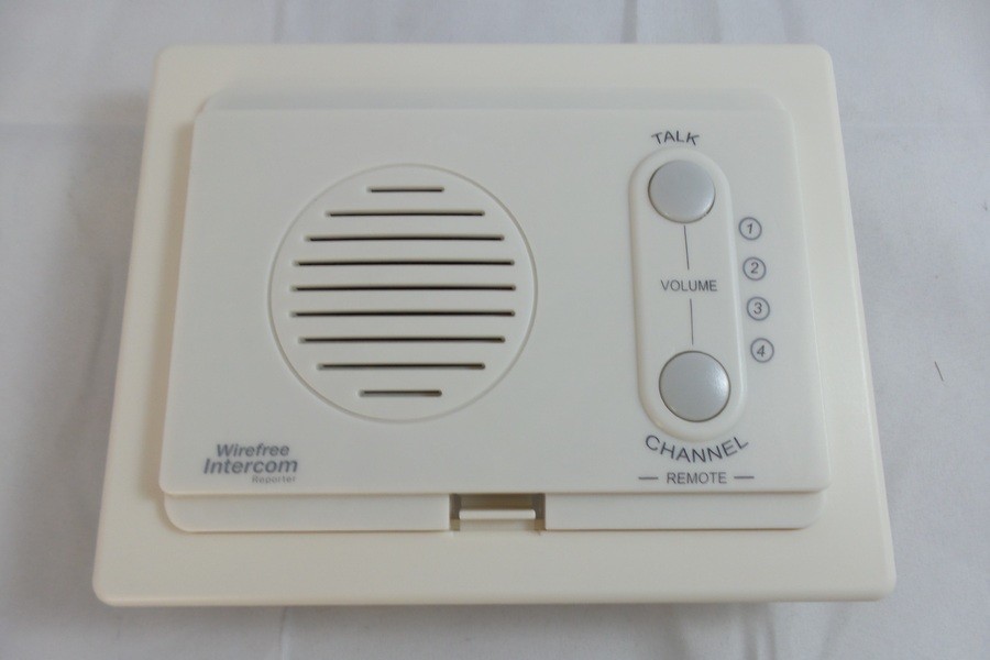 Chamberlain Reporter Wireless Flush Mount Intercom - 1 Unit (RIFM1)