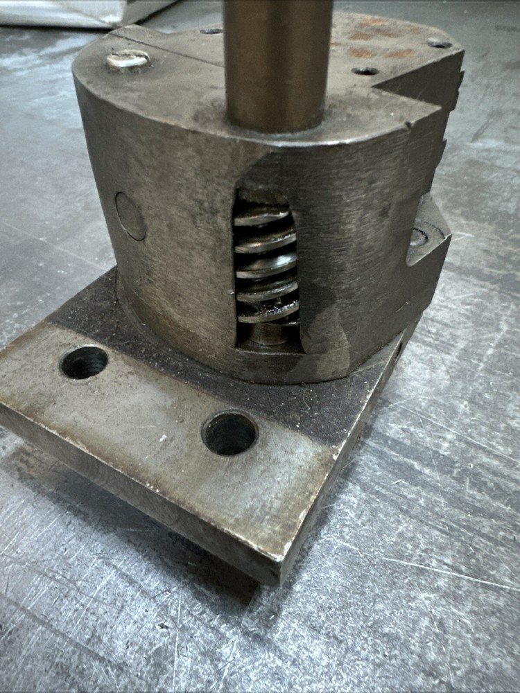 Milling Machine Broaching Tool Holder