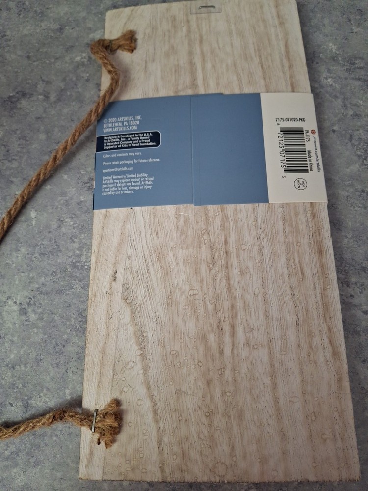 ArtSkills Crafter's Closet Whitewash Plank
