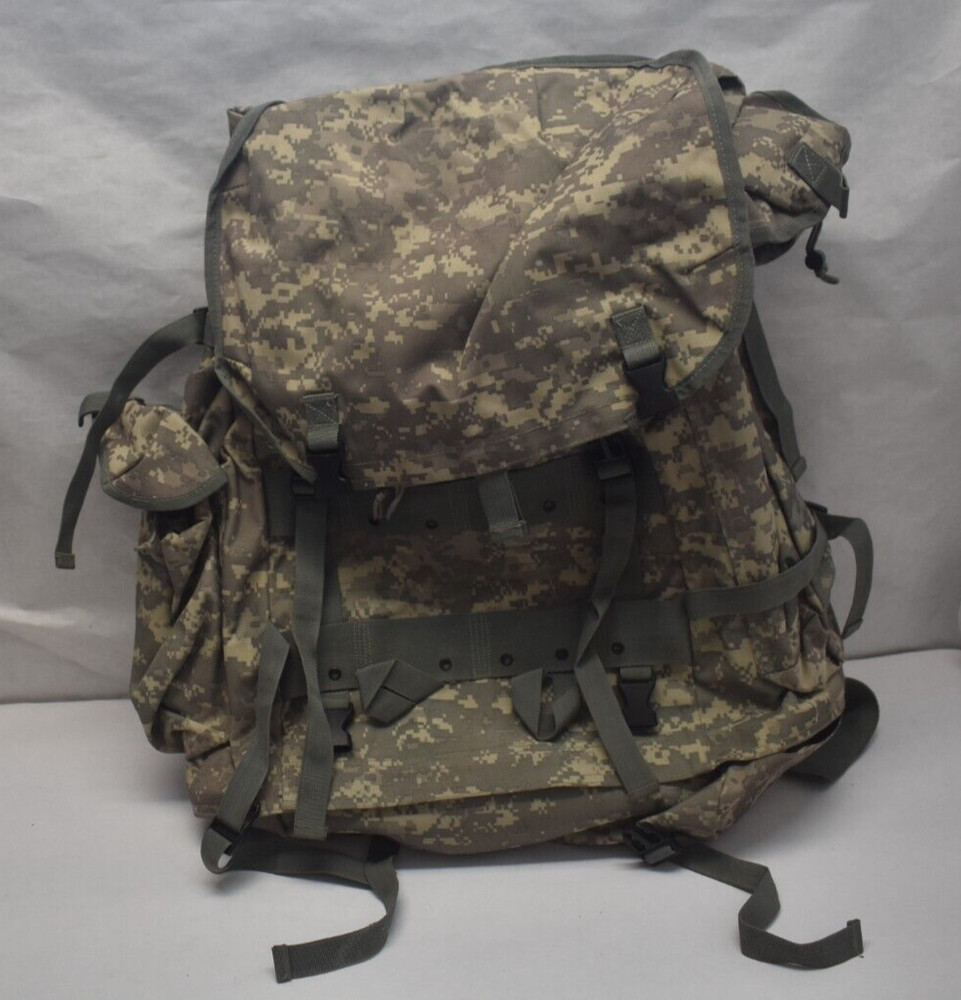 Military Combat Field Pack Load Carrying Backpack Outer Metal Frame Digital Camo