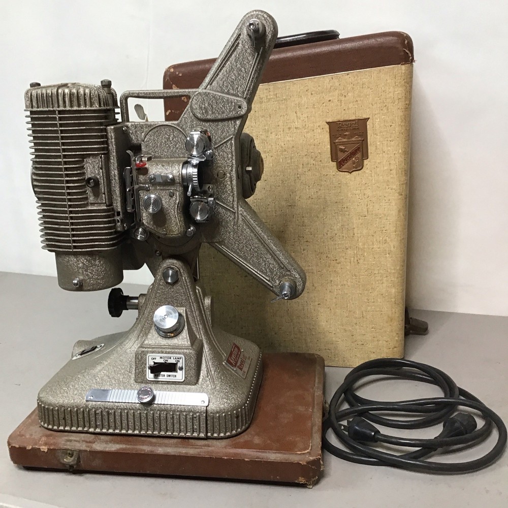 VNTG Working Keystone Regal K109 8mm Projector with Case