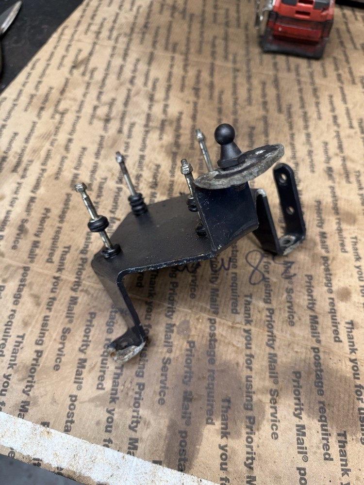 Volvo Penta EEC bracket 3863094