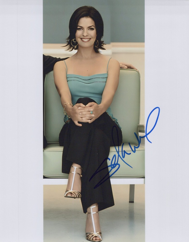 Sela Ward signed 8x10 photo