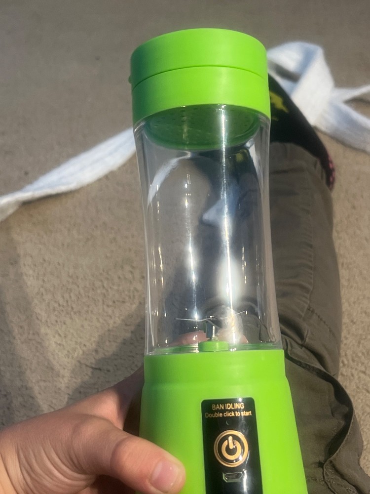 Electric portable blender small and powerful