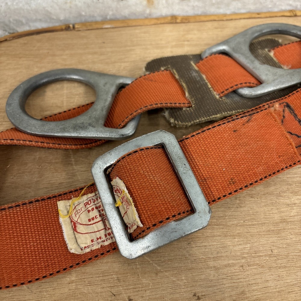 VINTAGE KLEIN TOOLS SAFETY BELT MODEL 5475 - Large