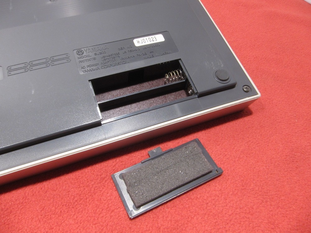 Yamaha SU200 Sampling Unit Loop Sampler Very Good Tested w/ power supply, 128MB