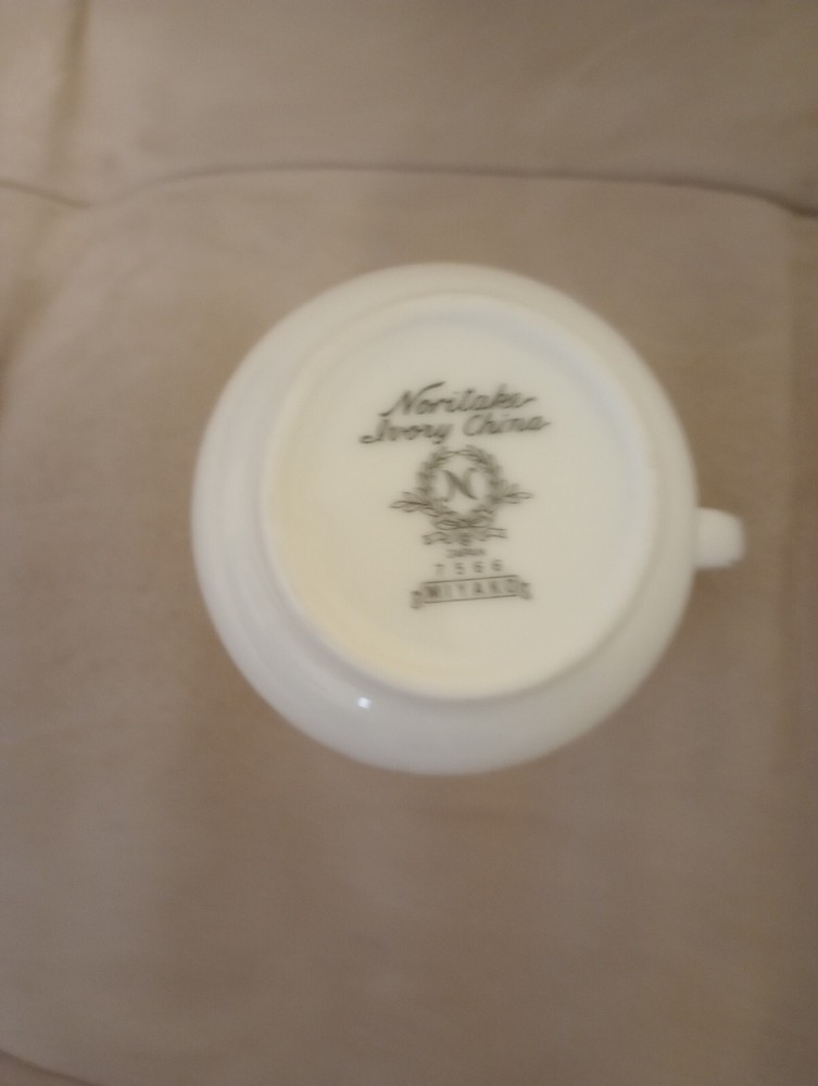 Noritake China Miyako Pattern $7566 Creamer